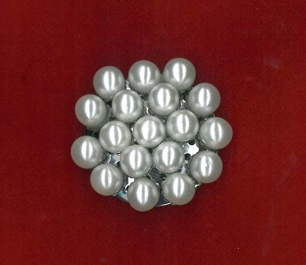 MAGNETIC BROOCH - IV/NICKEL